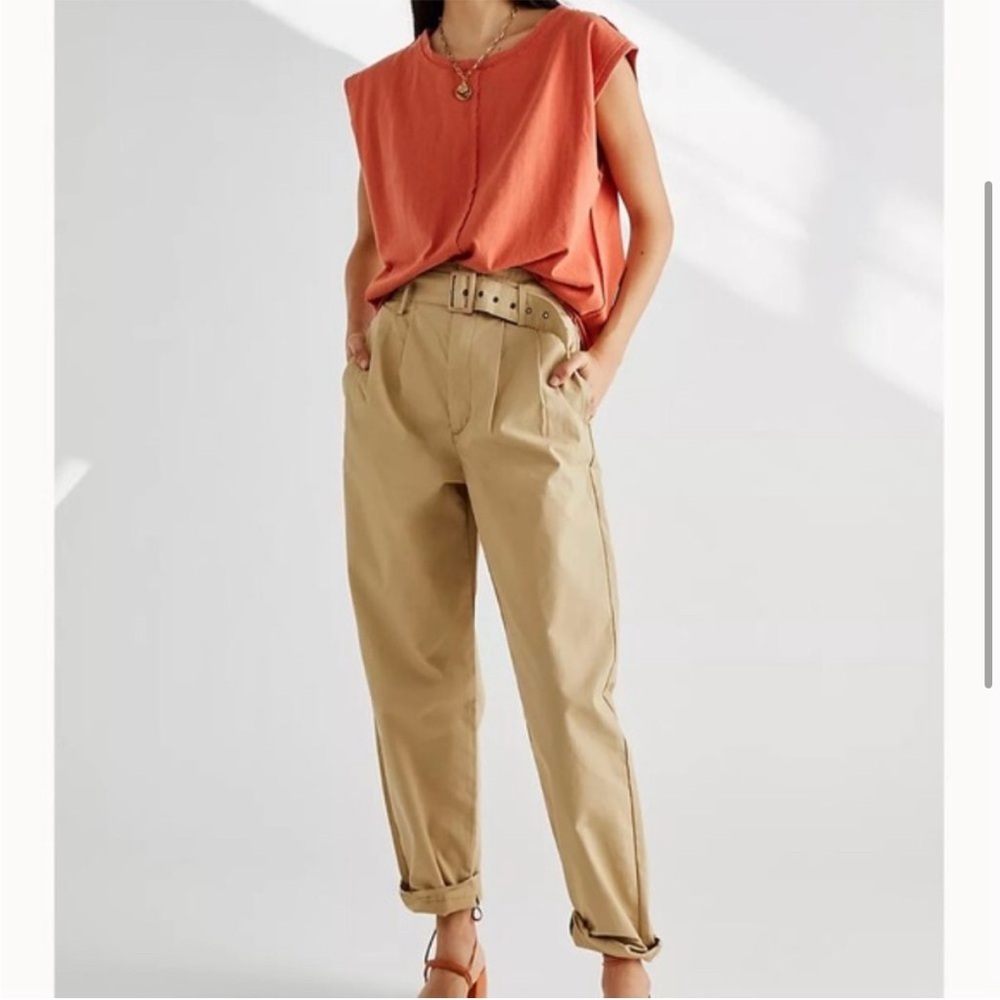 Levi’s High Rise Loose Taper Pants 32x30